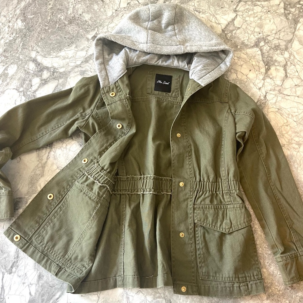 Excellent Condition! Kids Olive Green Hooded Jacket with Pockets size M 8-10
